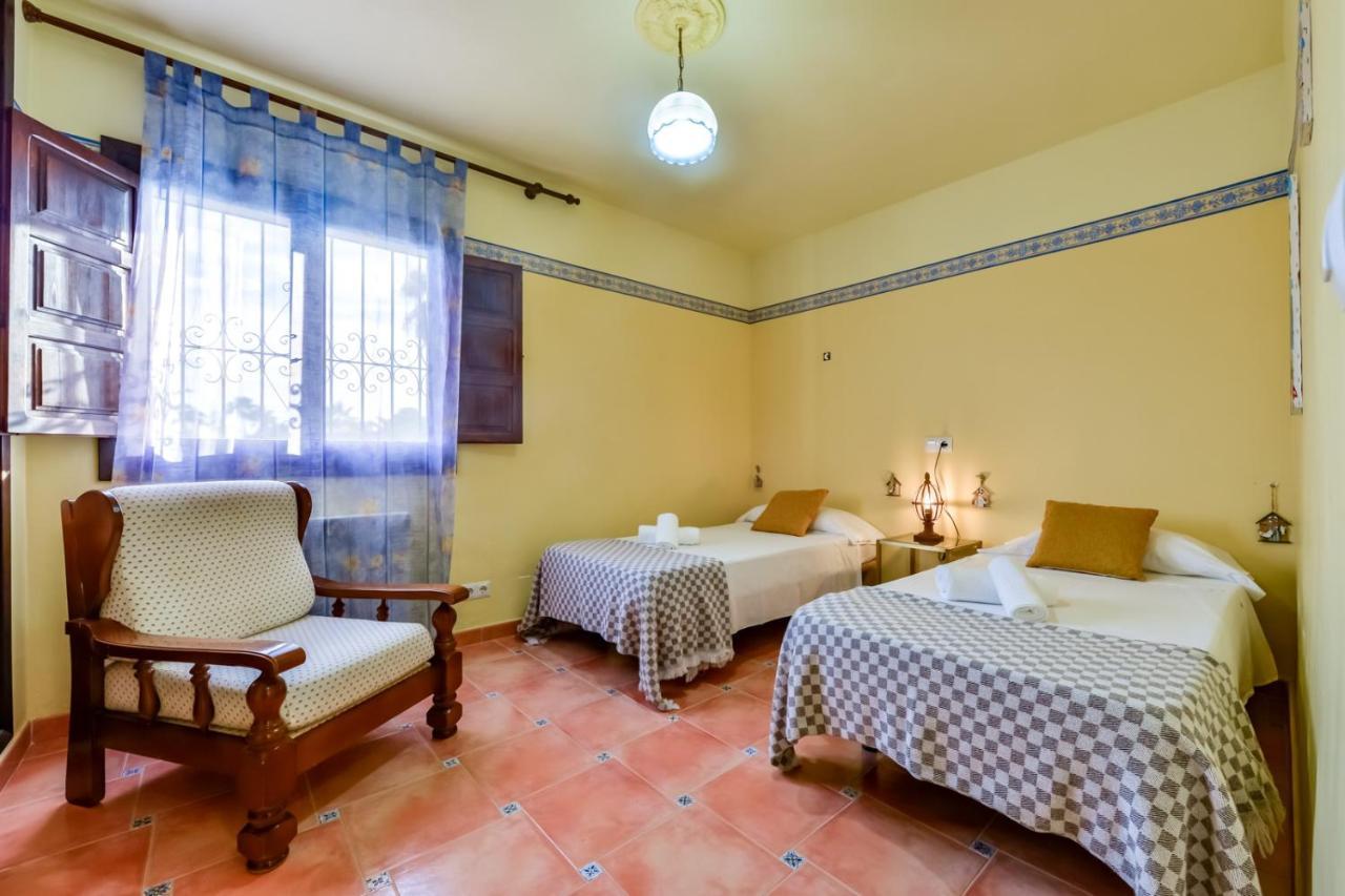 Guzman - Petra Villa *