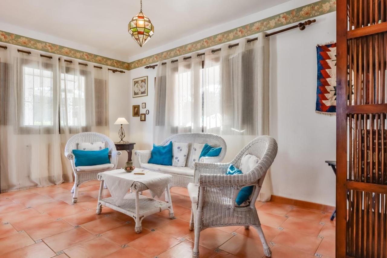 Guzman - Petra Villa